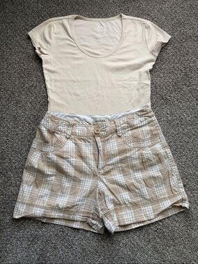 Plaid Mid-Rise Women's Shorts and Top Set